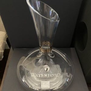 Waterford elegance carafe New